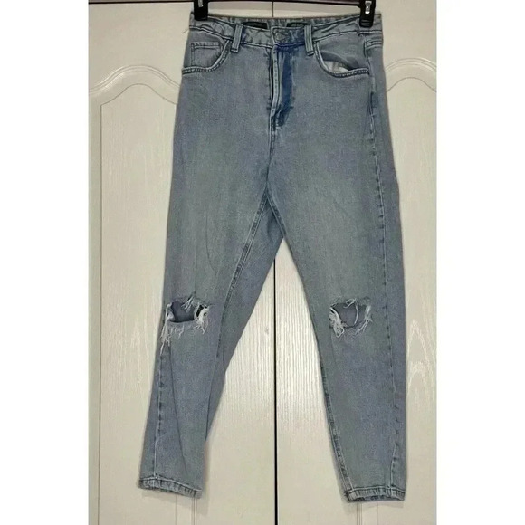 Wild Fable Women’s Size 8 Stone Wash Distressed High Rise Blue‎ Jeans - Picture 1 of 8